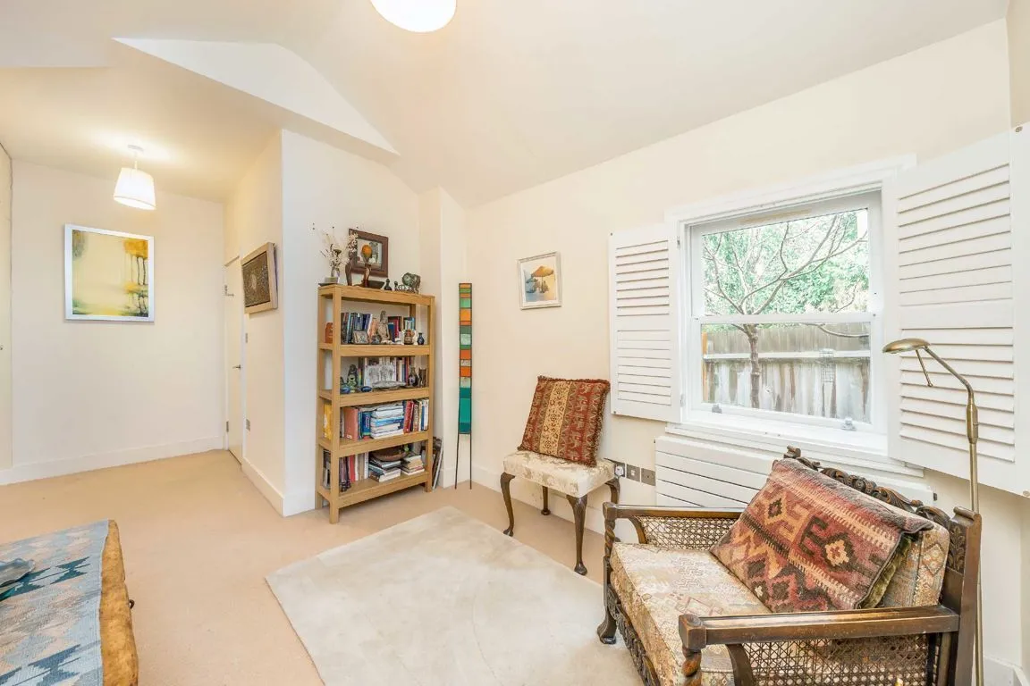 St. Margarets Road, TW1, photo 6