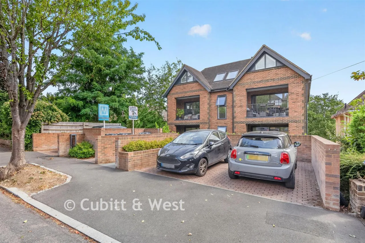1 bed flat for sale, Woodcrest Road, Purley, CR8