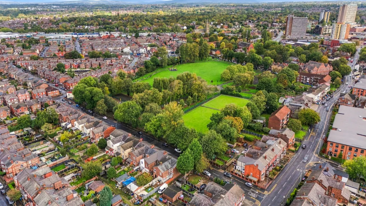 Pleasant Road, Eccles, M30, photo 20