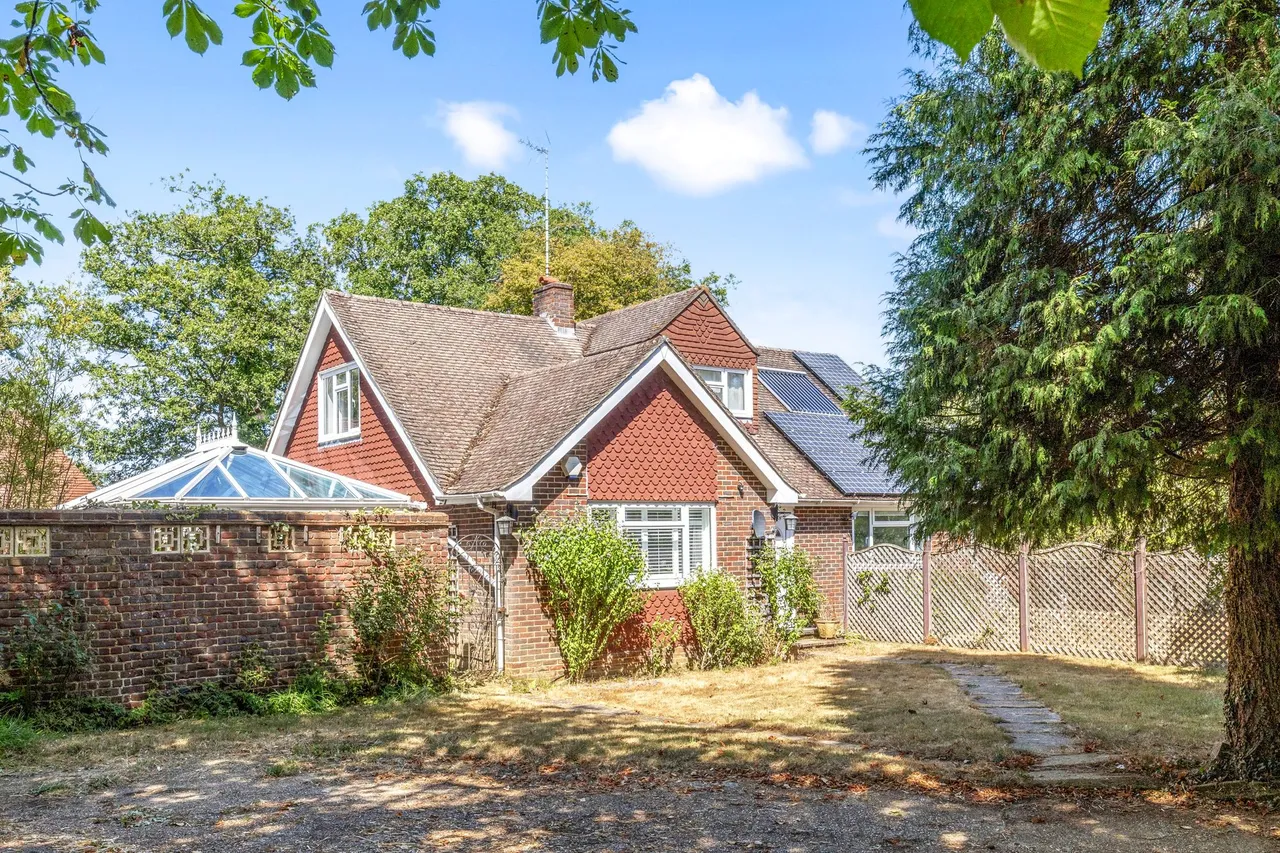 Bognor Road, Broadbridge Heath, RH12, photo 24