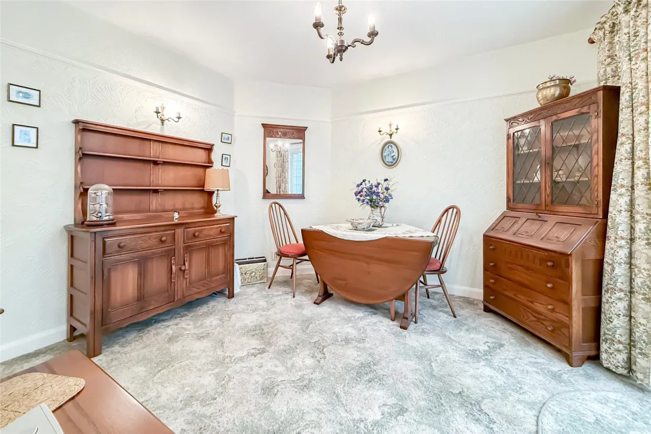 Hollybush Avenue, St. Albans, Hertfordshire, AL2 3AE, photo 5