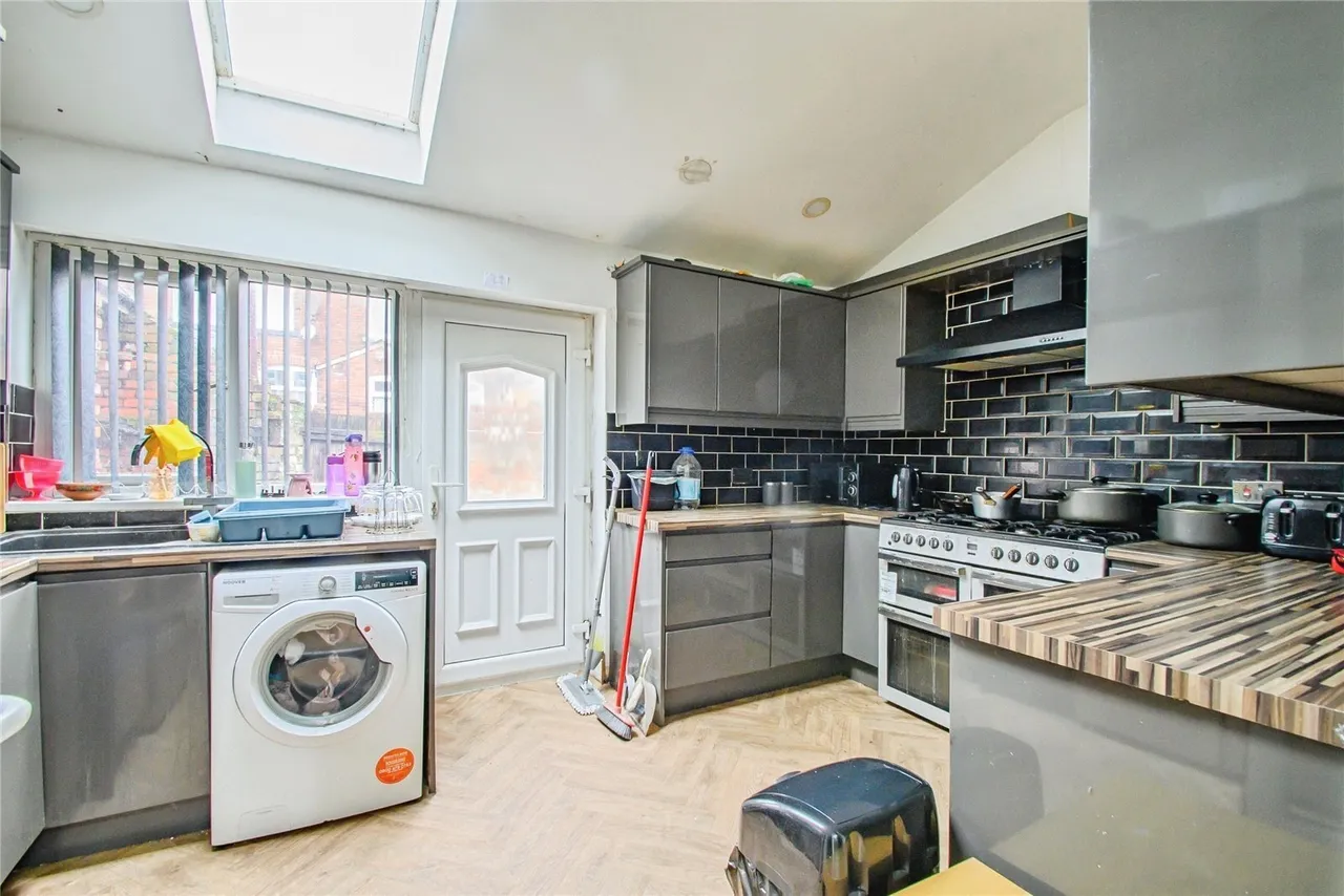 James Street, Bury, BL9, photo 8