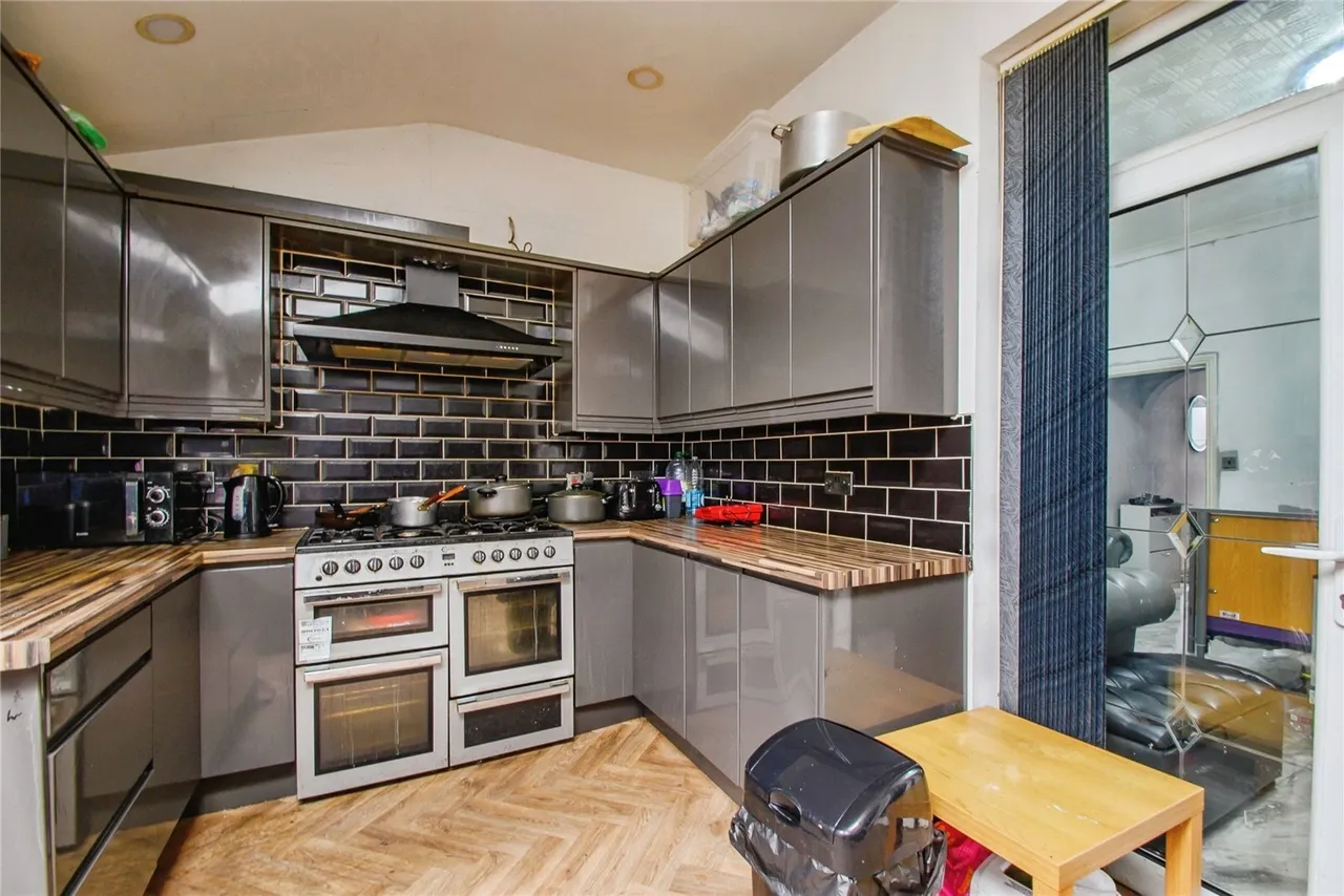 James Street, Bury, BL9, photo 10