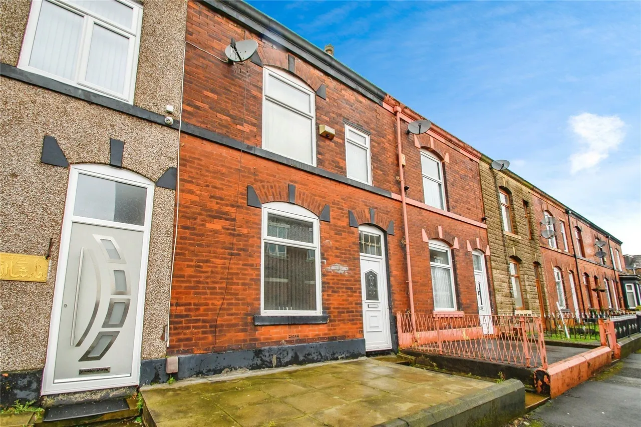 James Street, Bury, BL9, photo 23