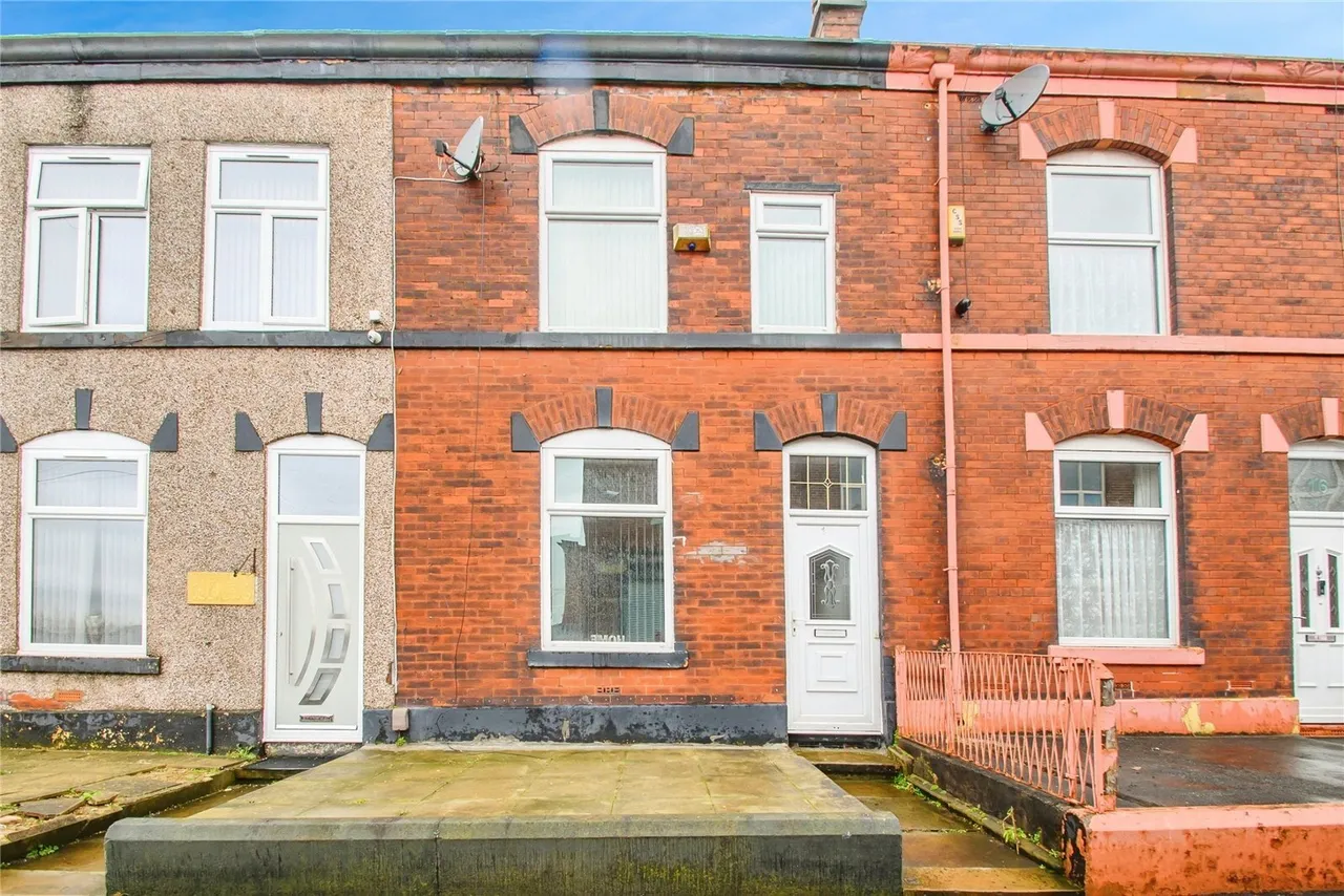 4 bed house for sale, James Street, Bury, BL9