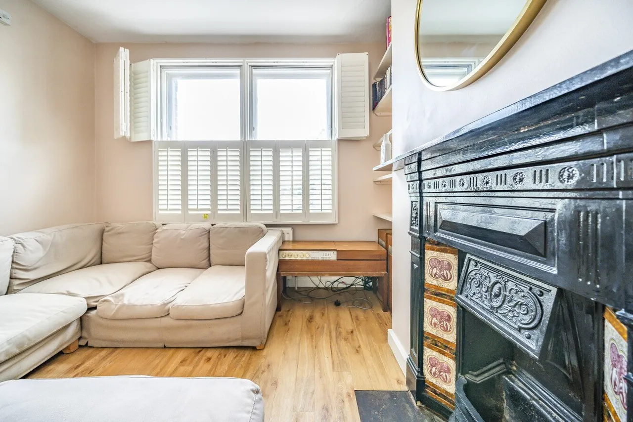 Silverthorne Road, Battersea, London, SW8, photo 9