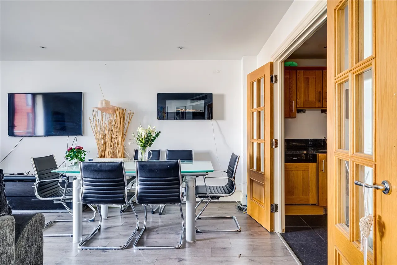 Harbour Reach, Imperial Wharf, SW6, photo 5