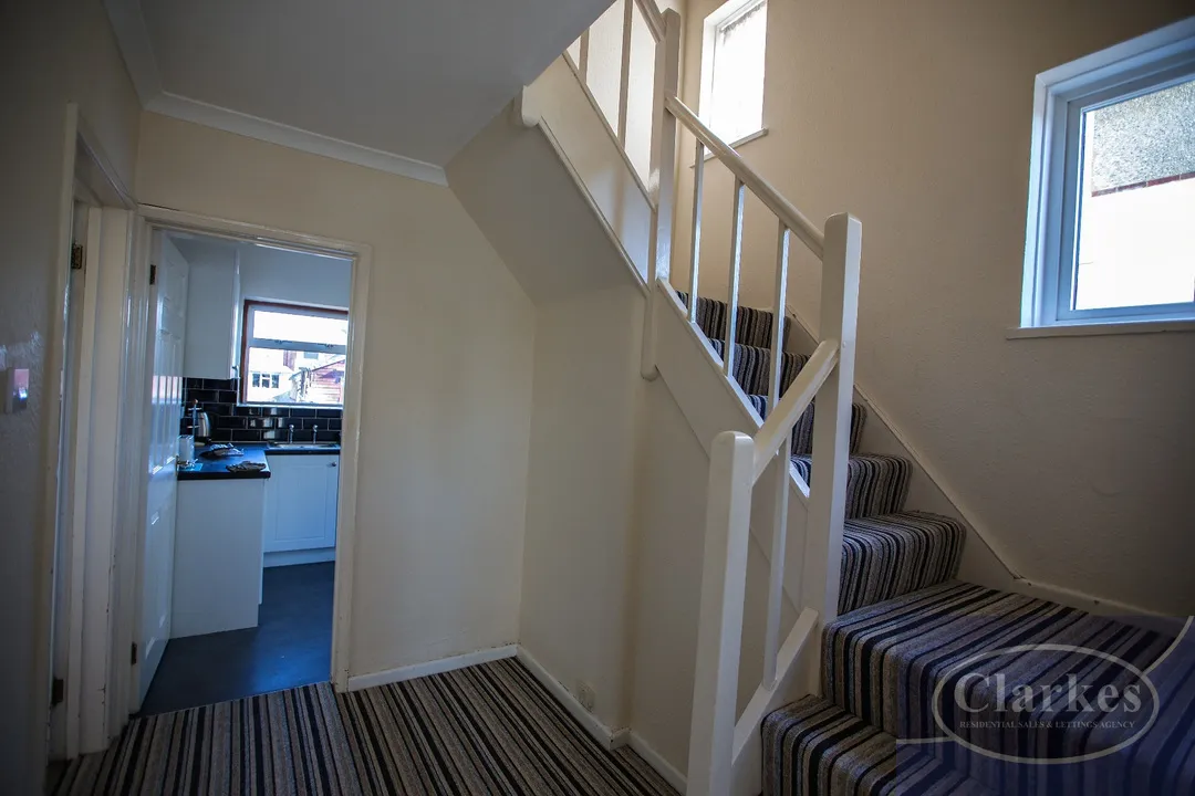 Mossley Avenue, Wallisdown, photo 10