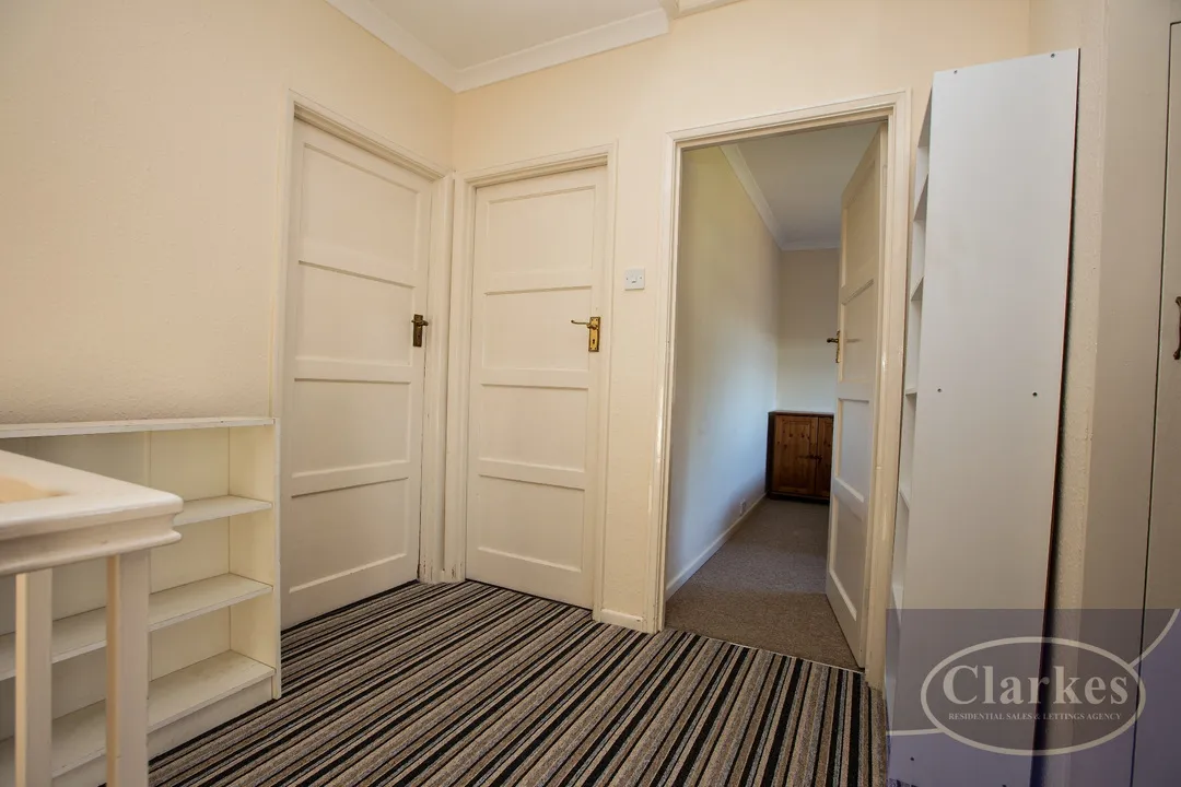 Mossley Avenue, Wallisdown, photo 9