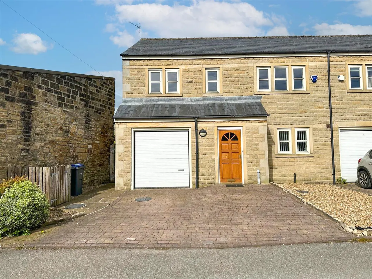 4 bed house for sale — Highfield Lane, Silsden, BD20 9NA