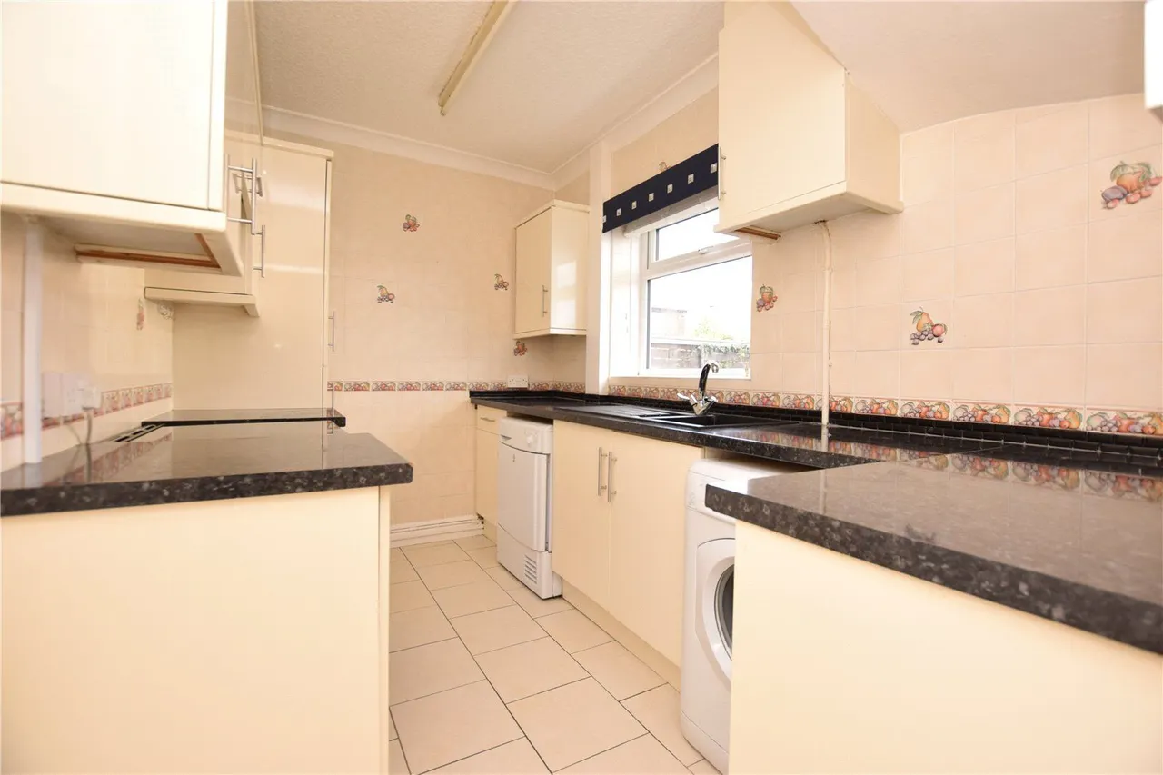 Orchard Mount, Leeds, LS15, photo 4