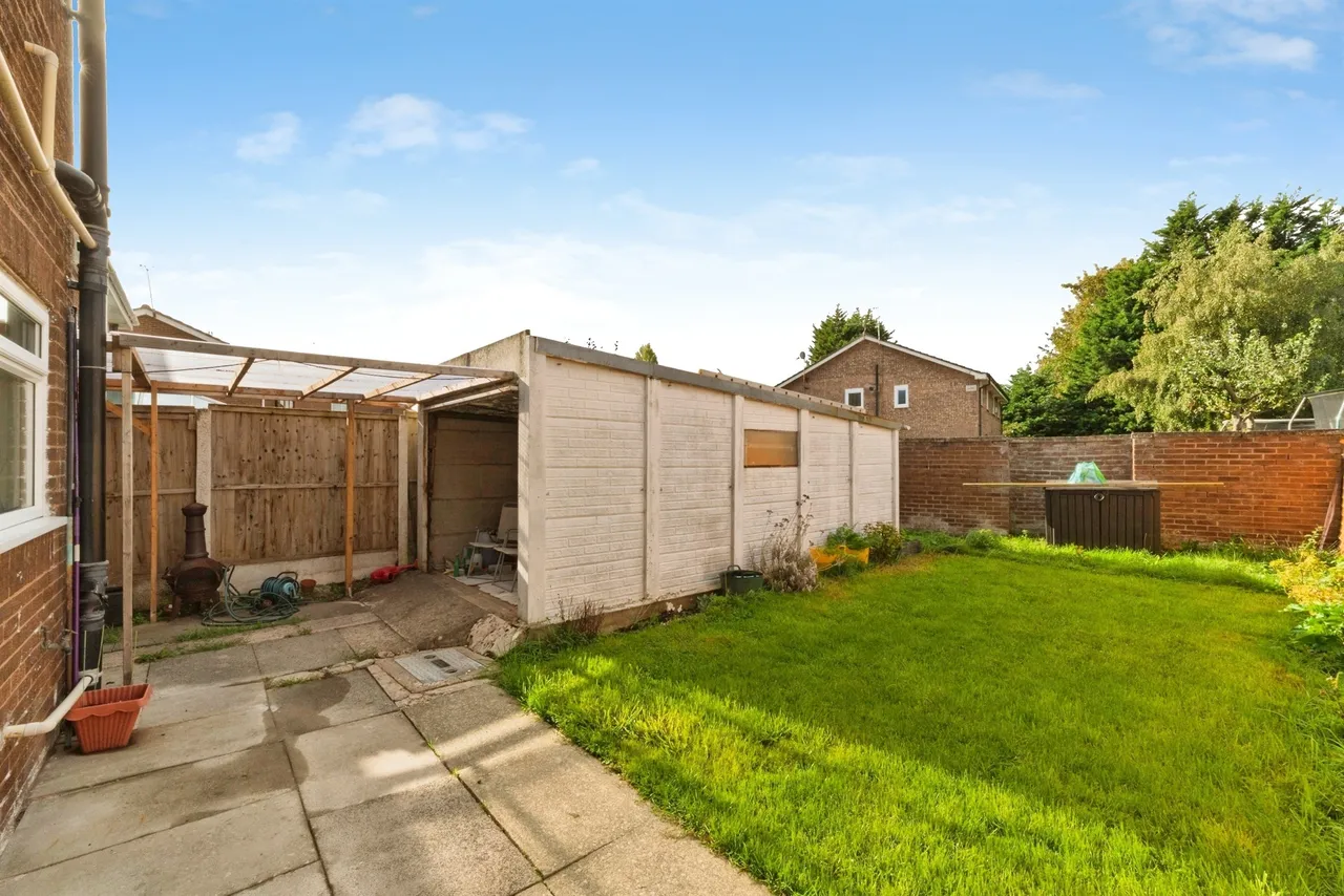 Whitelands Meadow, Wirral, CH49, photo 11