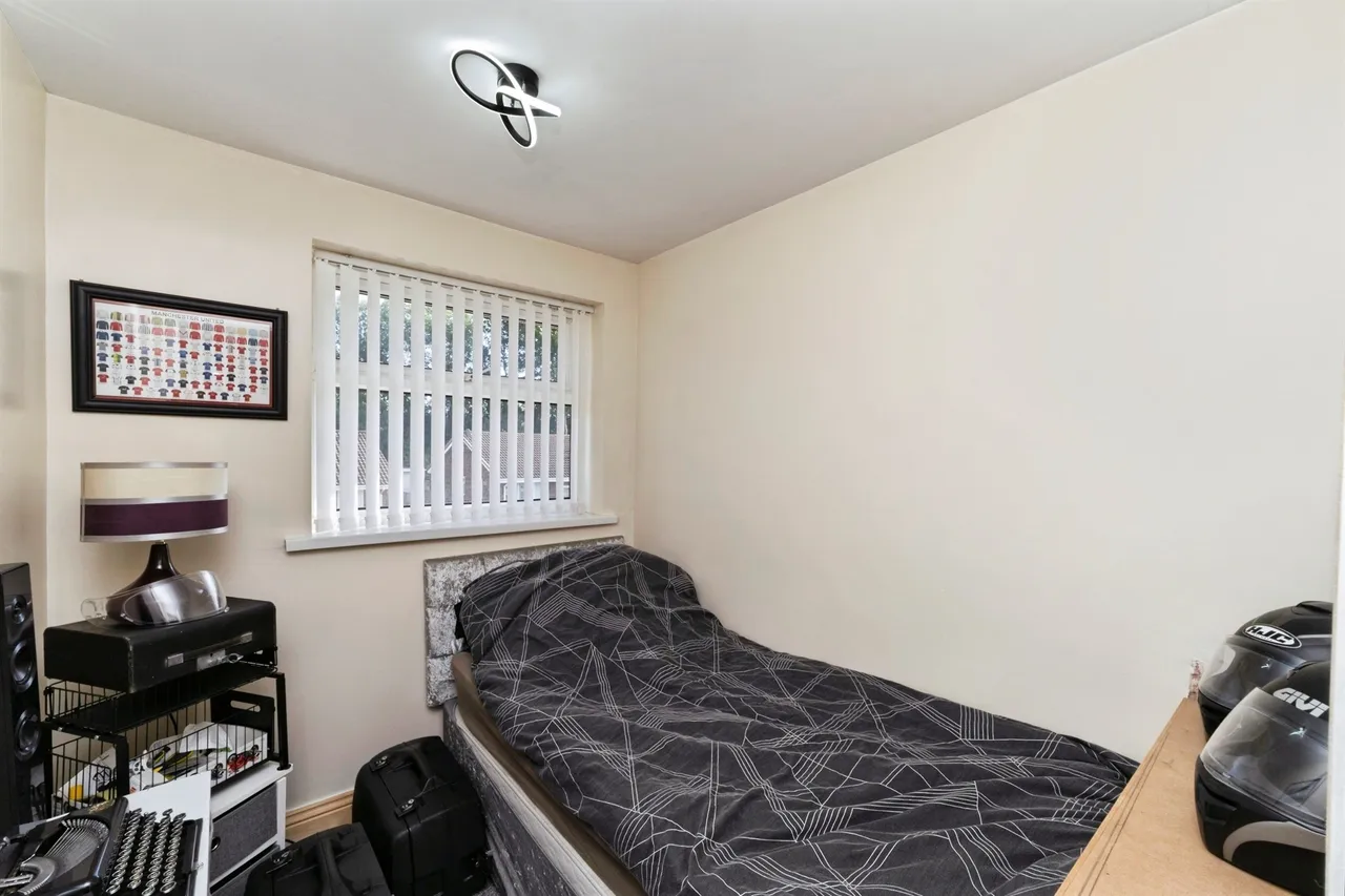 Whitelands Meadow, Wirral, CH49, photo 8