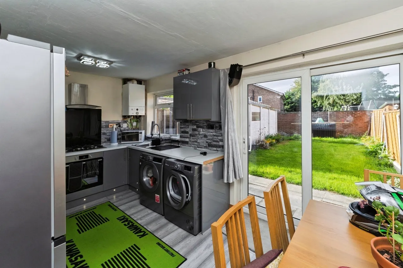 Whitelands Meadow, Wirral, CH49, photo 5