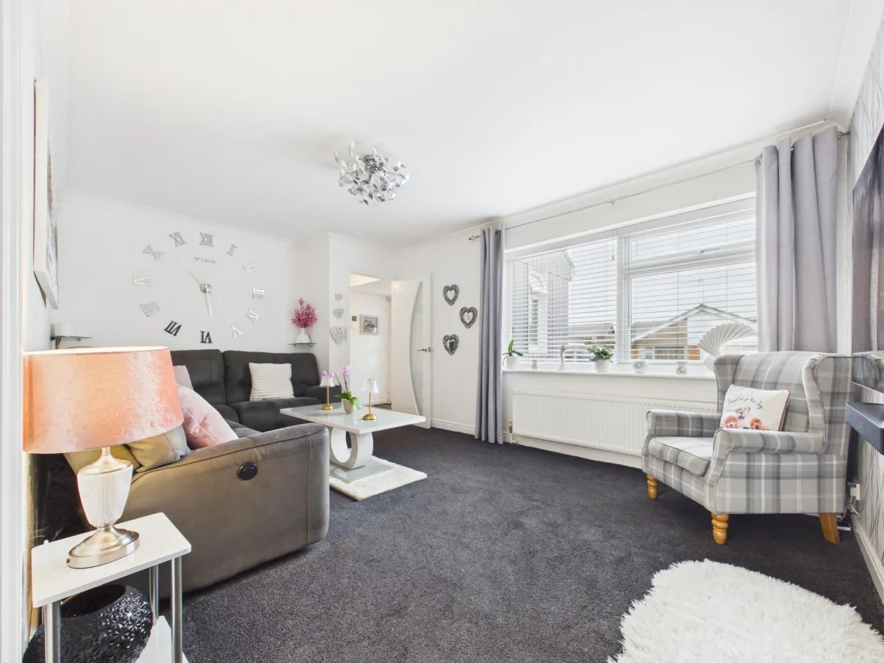5 bed house for sale, Lawrence Drive, Lowestoft