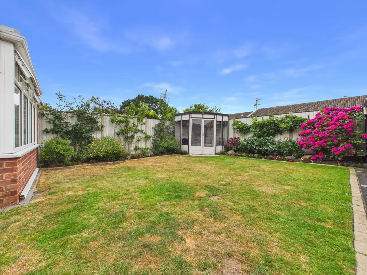 Lawrence Drive, Lowestoft, photo 25