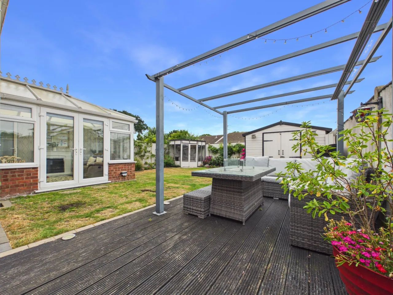 Lawrence Drive, Lowestoft, photo 24