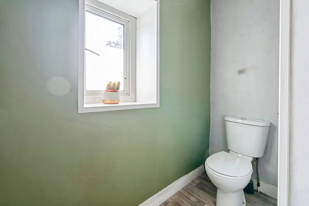 Colne Road, Sough, BB18, photo 17