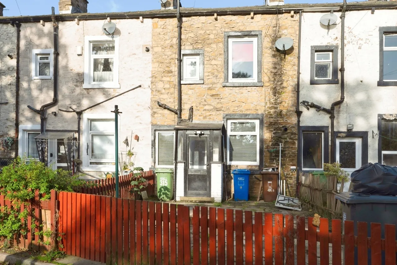 Colne Road, Sough, BB18, photo 19