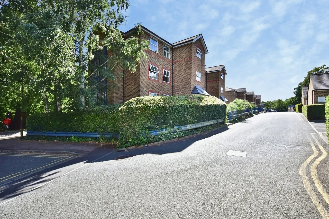 River Bank Close, Maidstone, ME15, photo 8