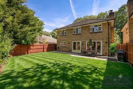 Harding Close, Croydon, photo 20