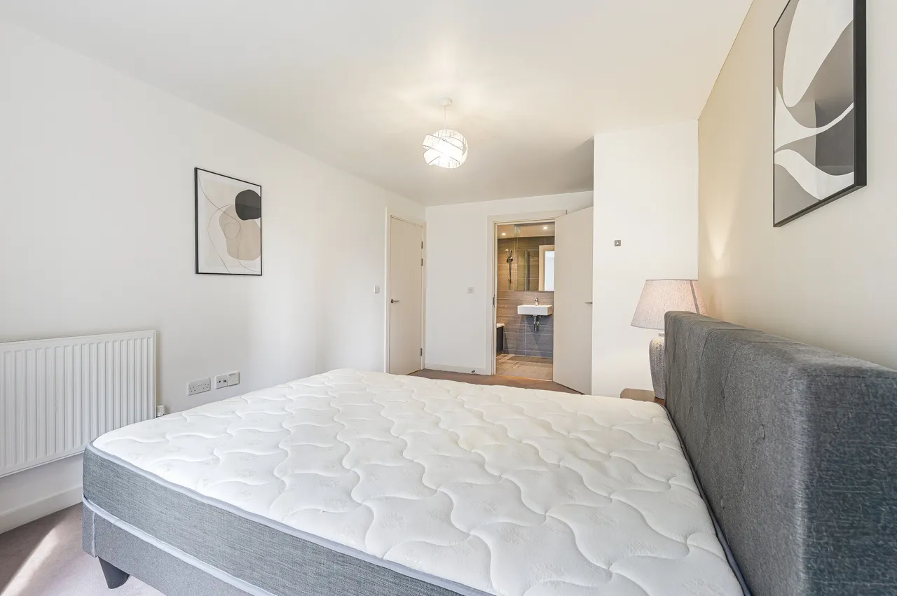 L04 Hester House, 72-78 Conington Road, London, photo 5