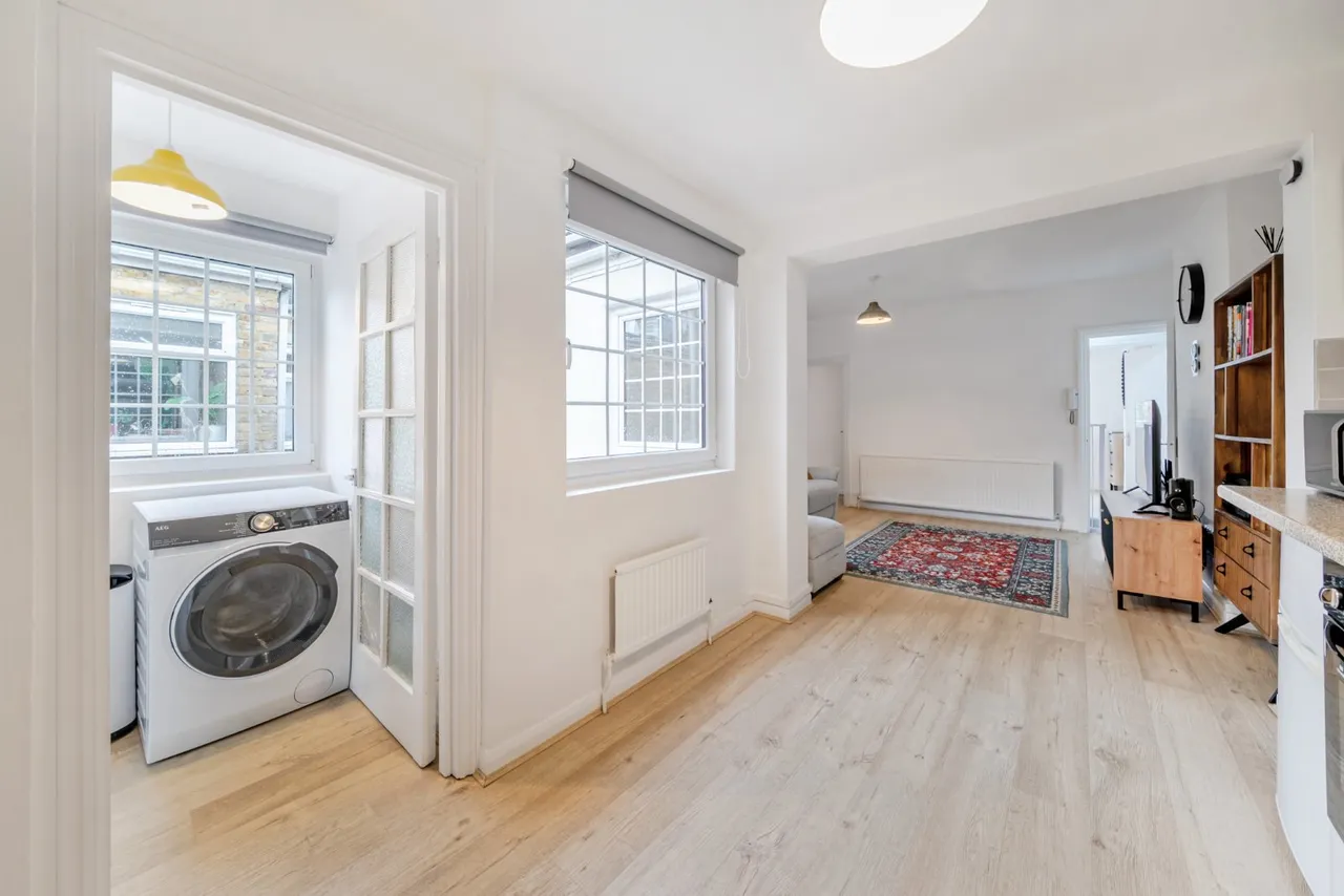 Glebe Street, Chiswick, London, W4, photo 11