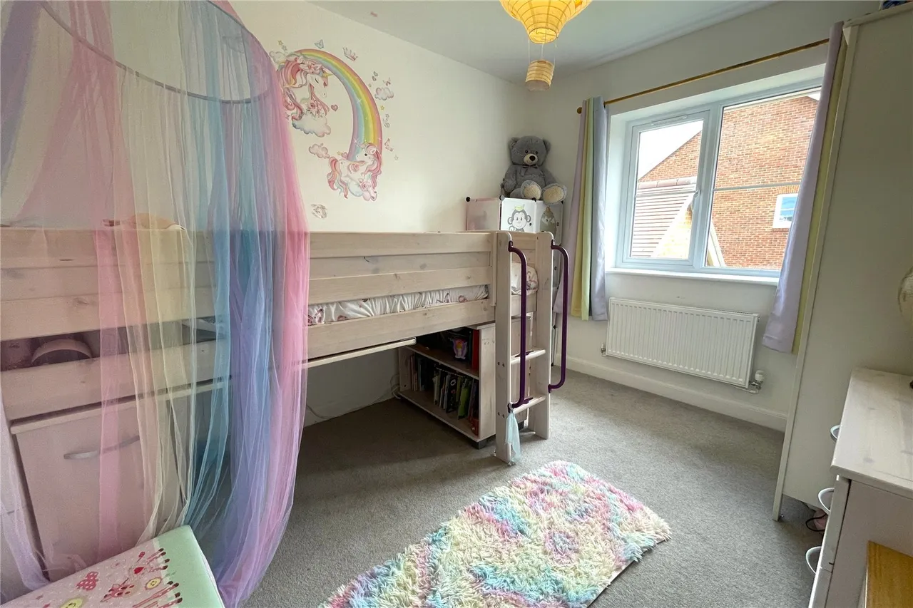 Millers Land Close, Ash, Surrey, GU12 6GA, photo 8