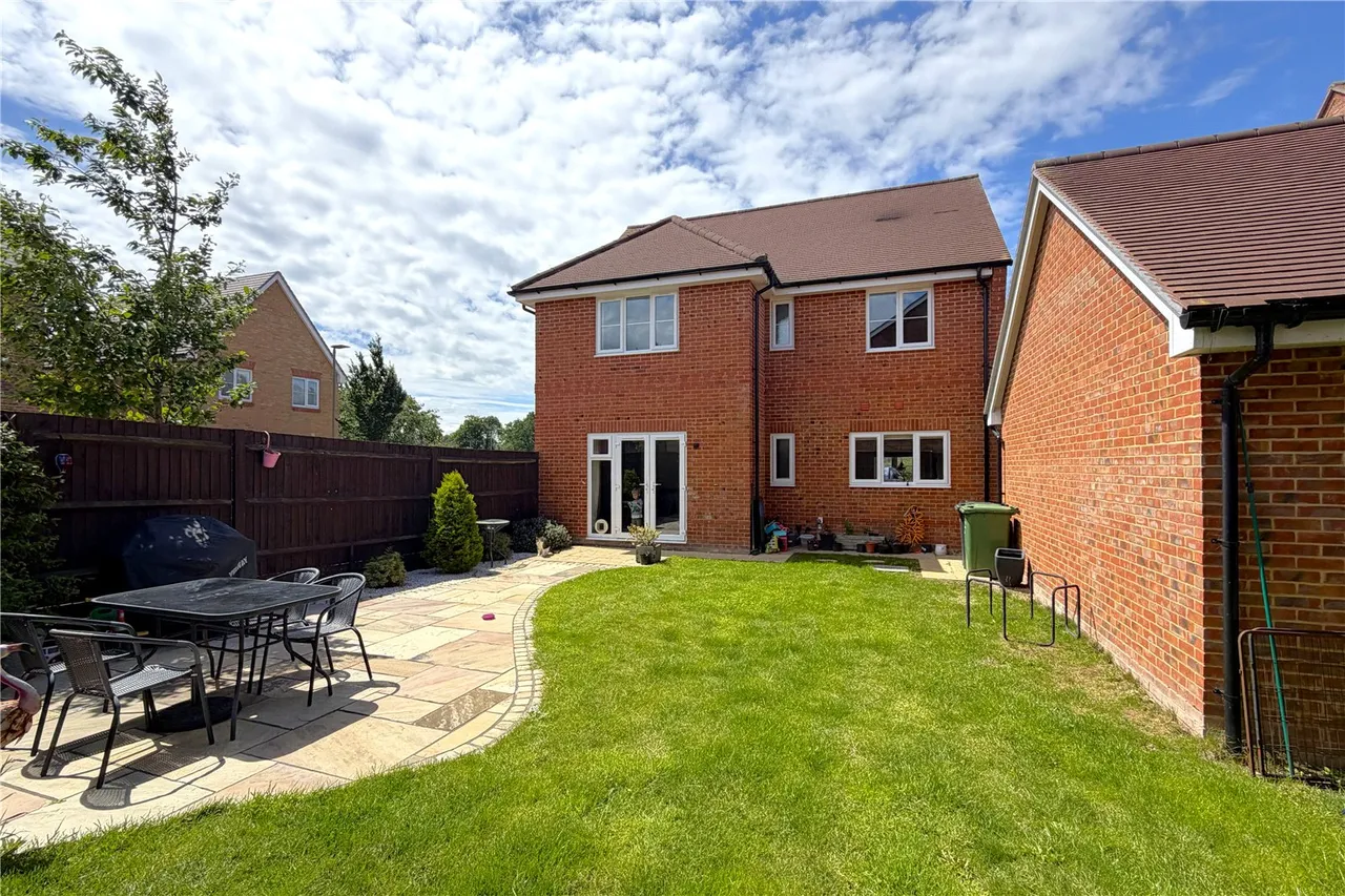 Millers Land Close, Ash, Surrey, GU12 6GA, photo 19