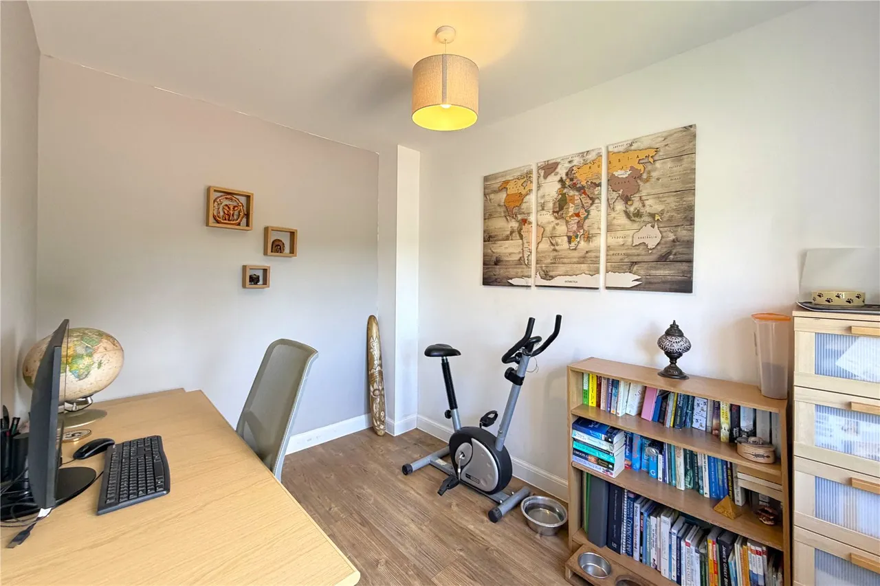 Millers Land Close, Ash, Surrey, GU12 6GA, photo 11