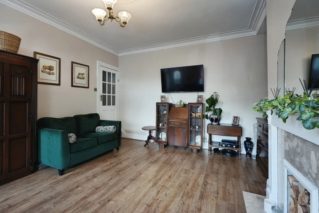 Moorland View, Bradford, BD12, photo 6