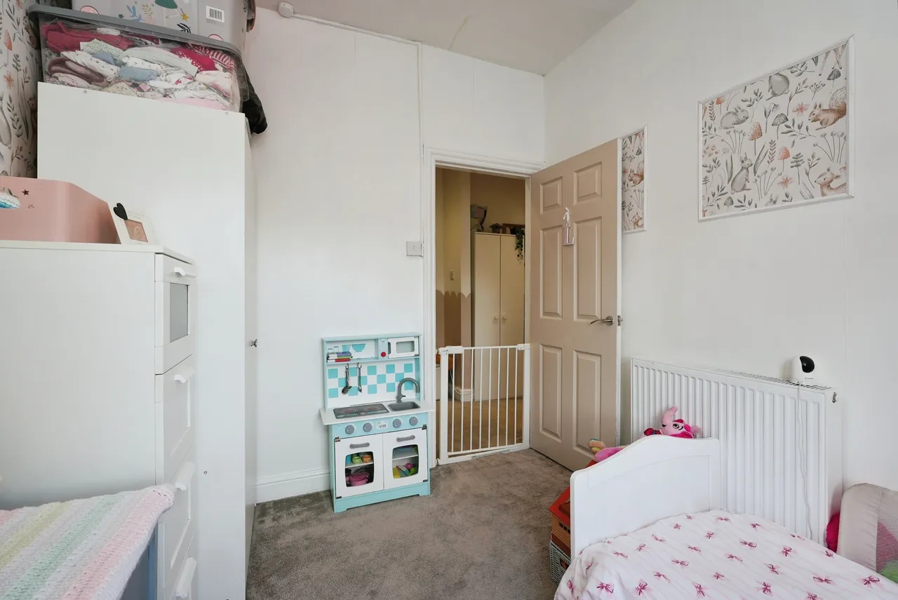 Moorland View, Bradford, BD12, photo 18