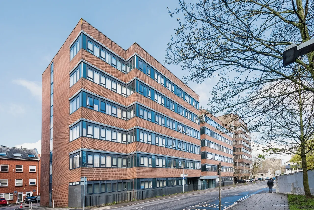 Farnsby Street, Swindon, Wiltshire, SN1, photo 9