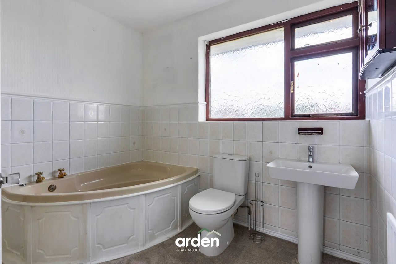 Hinton Avenue, Alvechurch, B48, photo 10