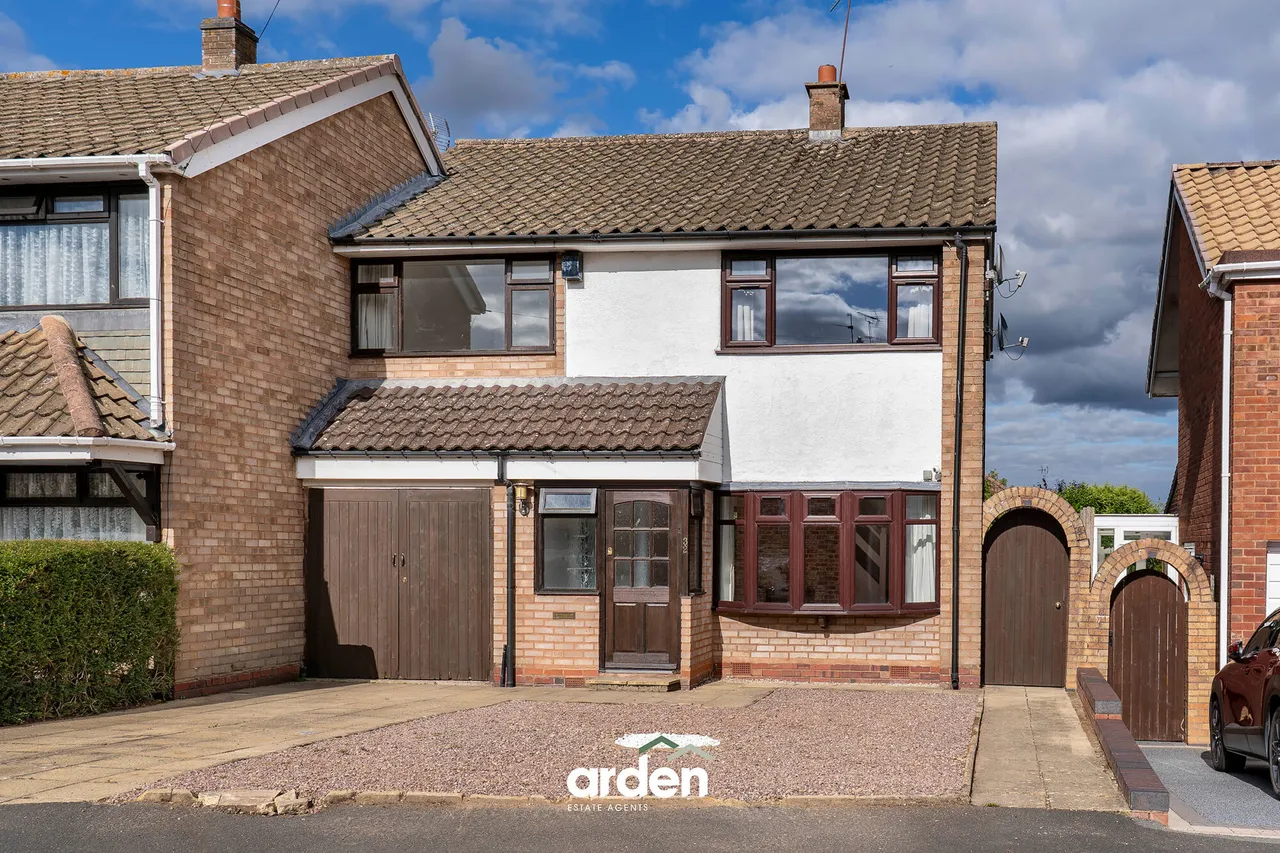 3 bed house for sale, Hinton Avenue, Alvechurch, B48