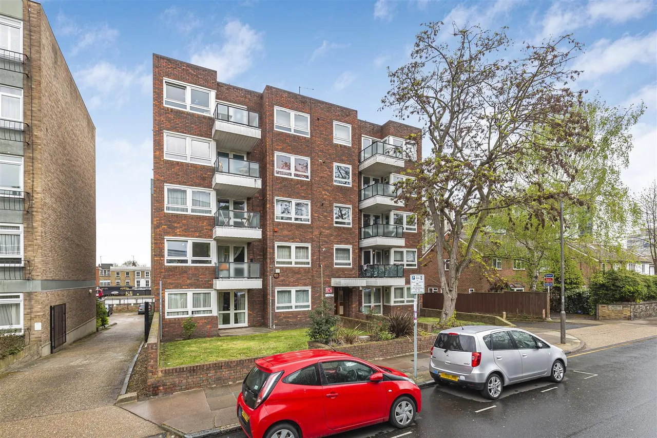 St. John's Avenue, London, SW15, photo 10
