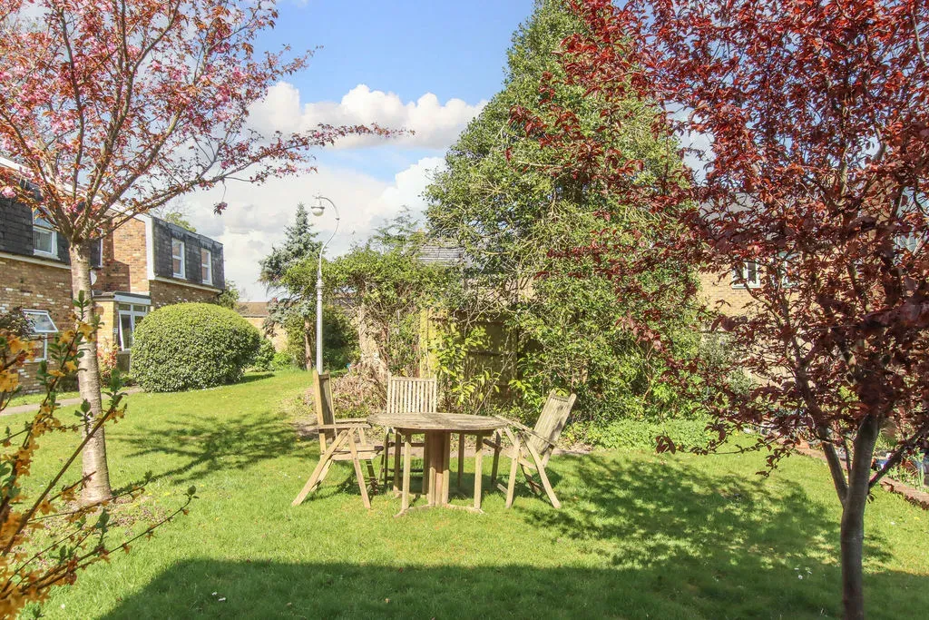 Mansard Close, Tring, Hertfordshire, HP23 6DD, photo 4