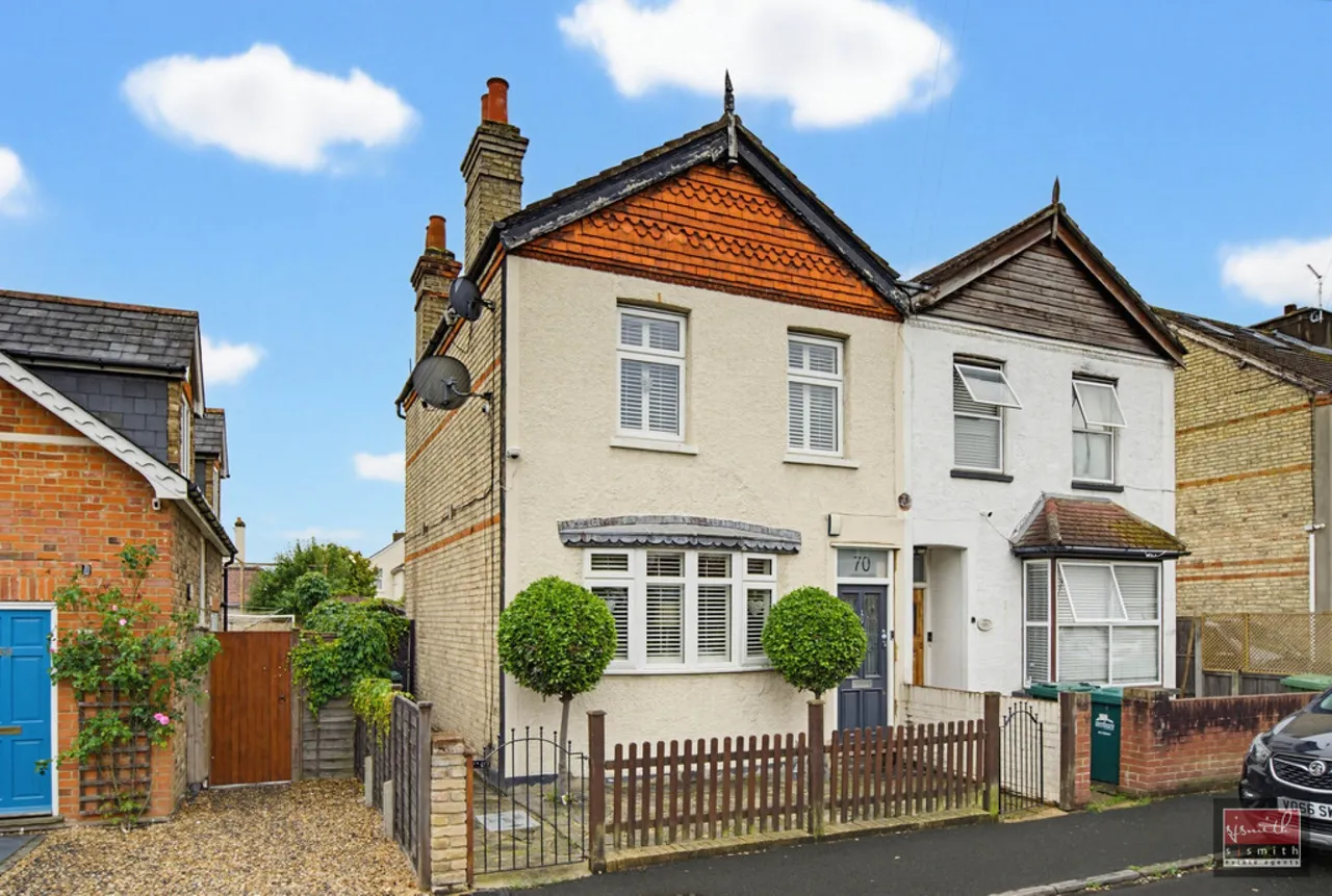 3 bed house for sale, Chesterfield Road, Ashford