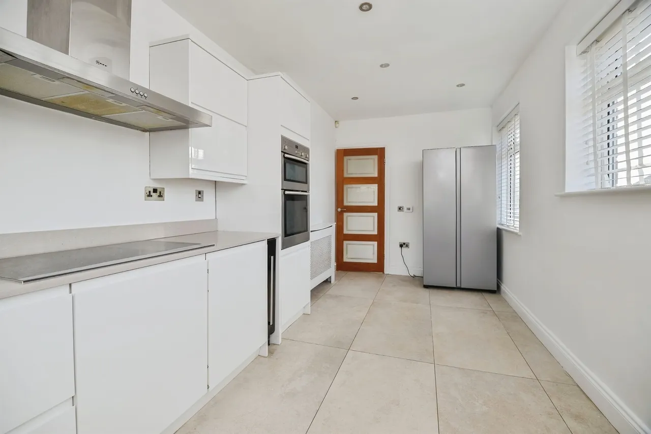 Newham Crescent, Marton-In-Cleveland, TS7, photo 5