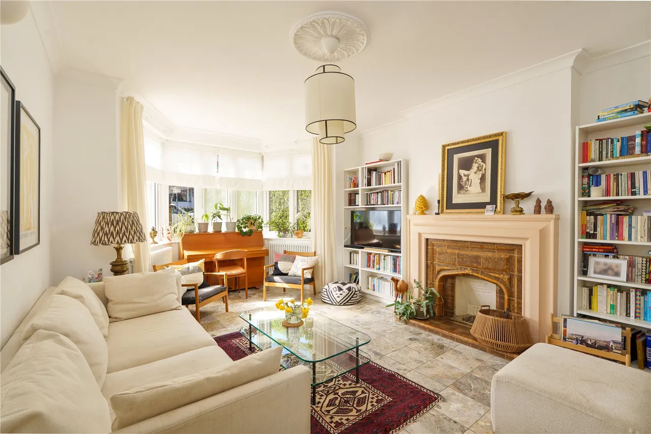 4 bed house for sale — Chambers Lane, Willesden Green, London, NW10 2RJ