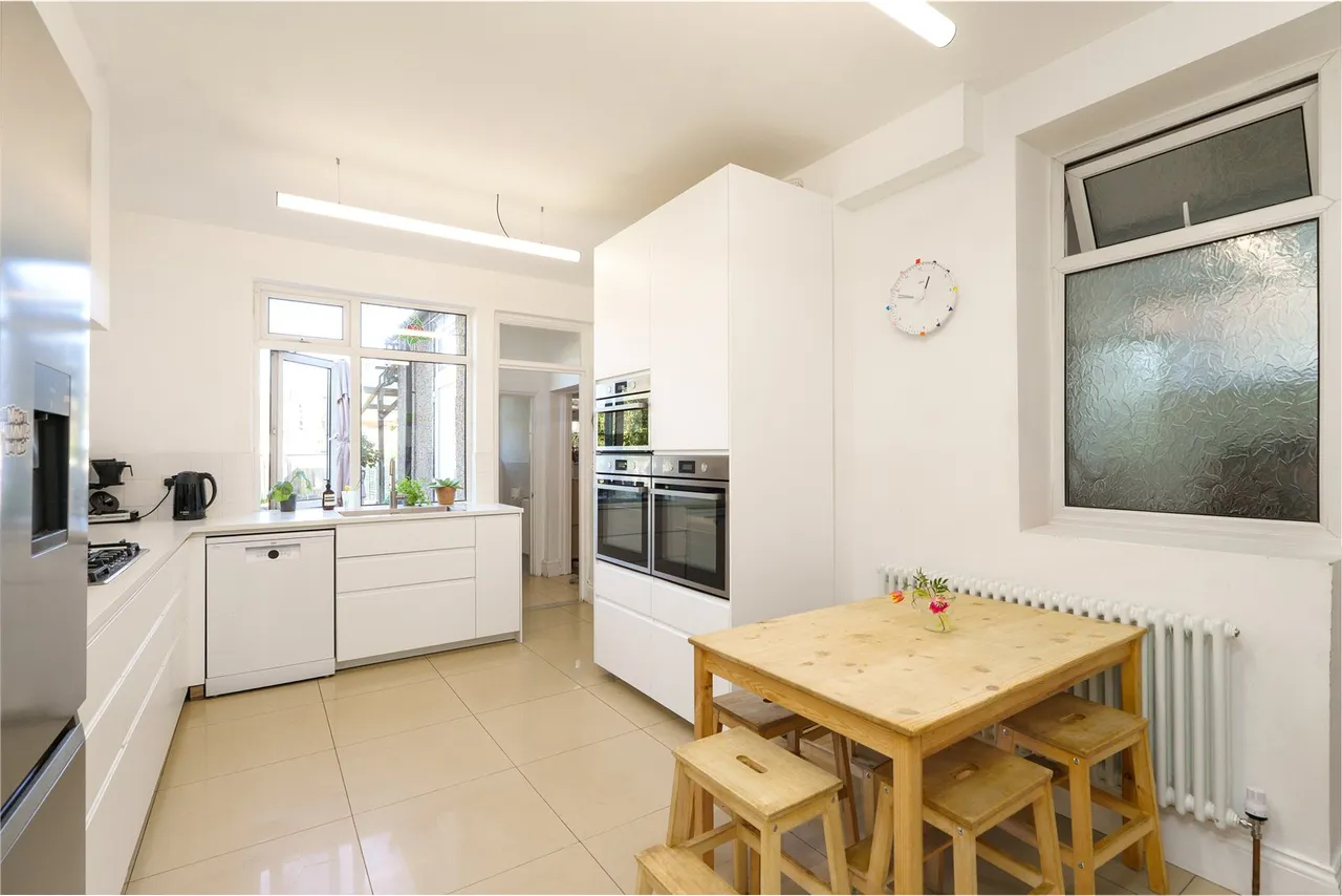 Chambers Lane, Willesden Green, London, NW10 2RJ, photo 4