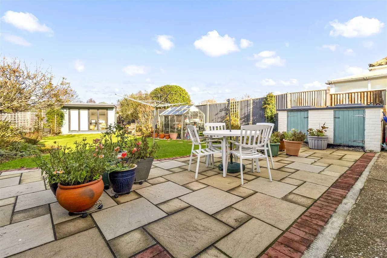 Thakeham Drive, Goring-By-Sea, Worthing, photo 24