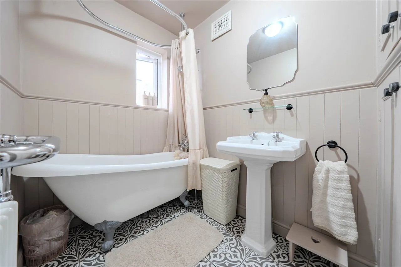 Hill Court Drive, Leeds, LS13, photo 6
