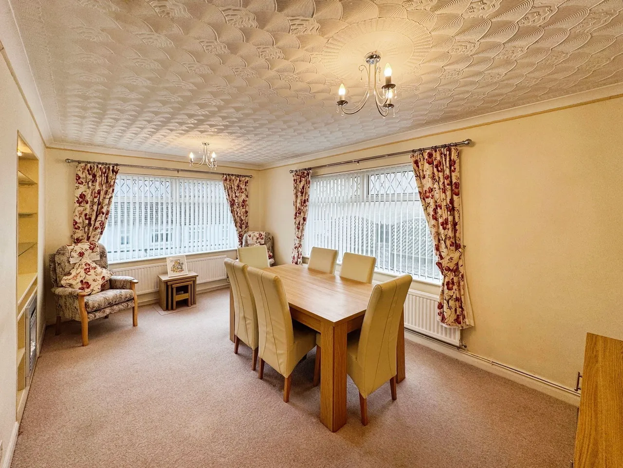 Shelone Road, Neath, SA11, photo 2