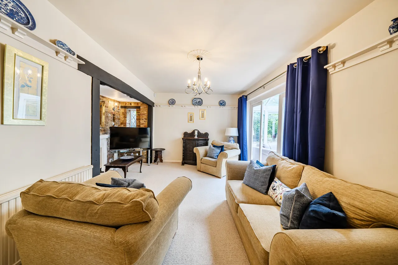 Vyners Way, Ickenham, UB10, photo 3
