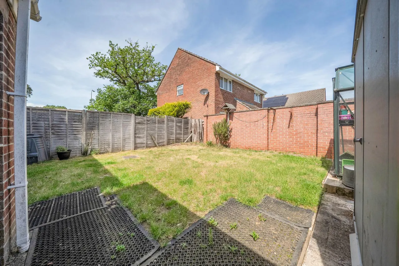 Grindle Close, Thatcham, RG18, photo 10