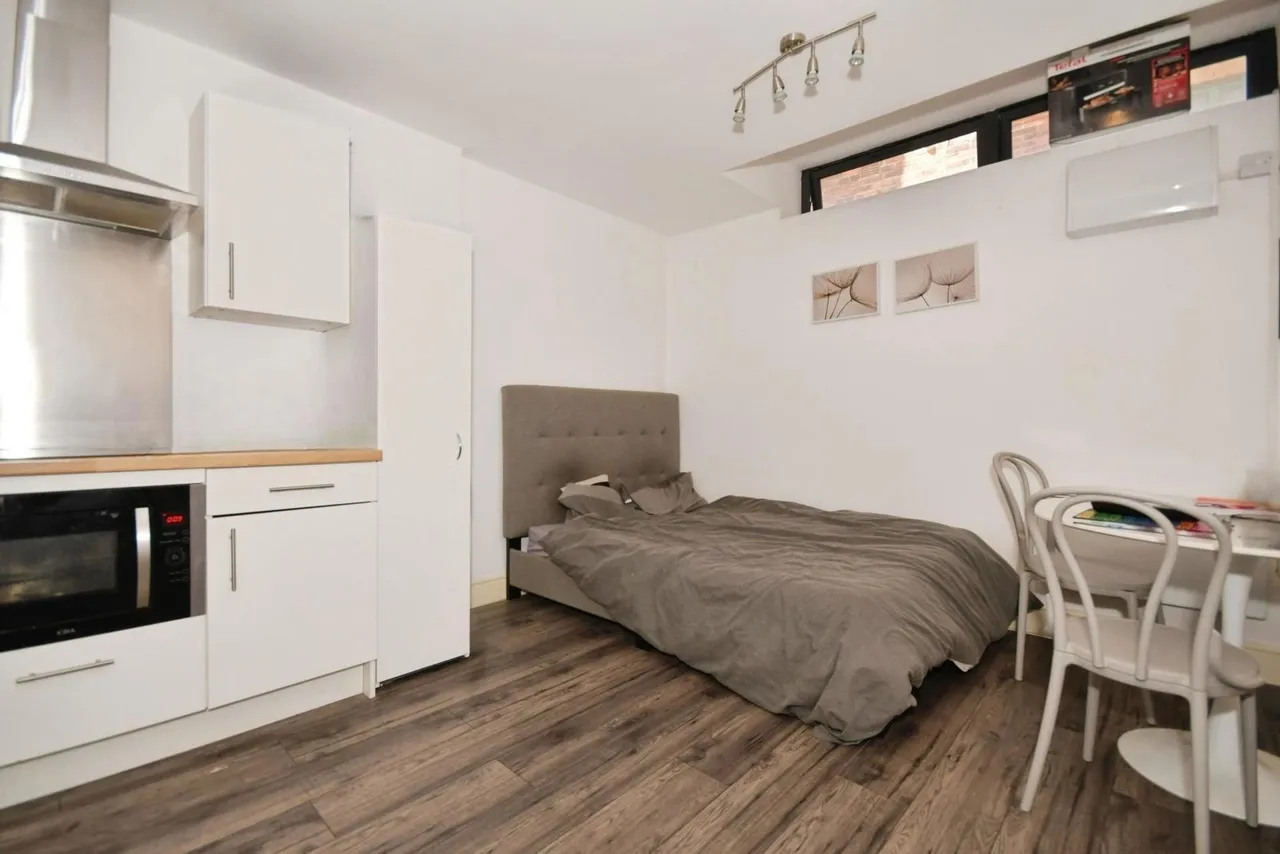 Queen Street, Sheffield, S1, photo 3