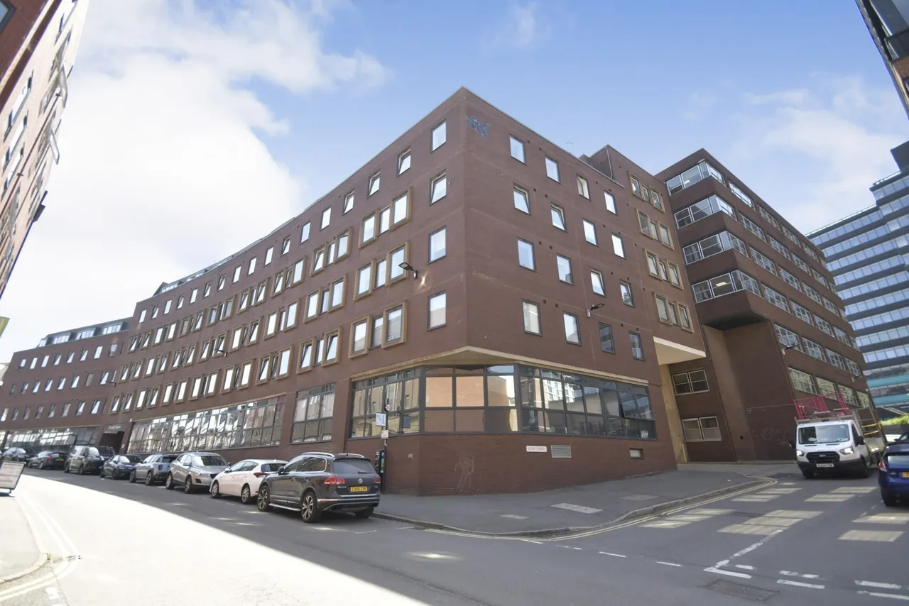 1 bed flat for sale — Queen Street, Sheffield, S1