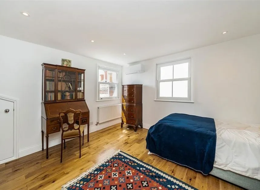 Melrose Avenue, Willesden Green, NW2, photo 9
