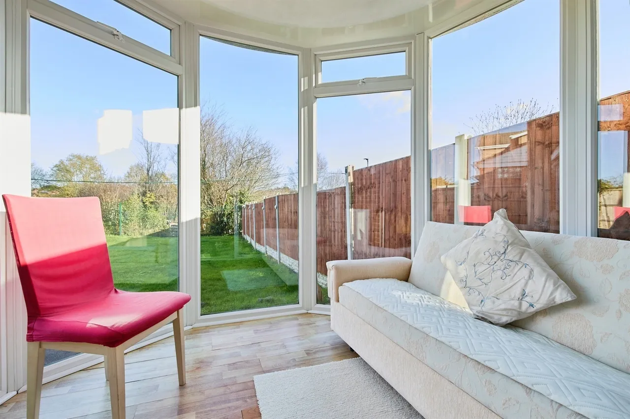 Carsington Crescent, Allestree, DE22, photo 9